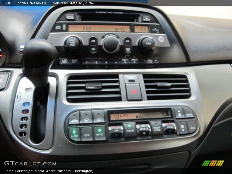 Silver Pearl Metallic / Gray 2006 Honda Odyssey EX