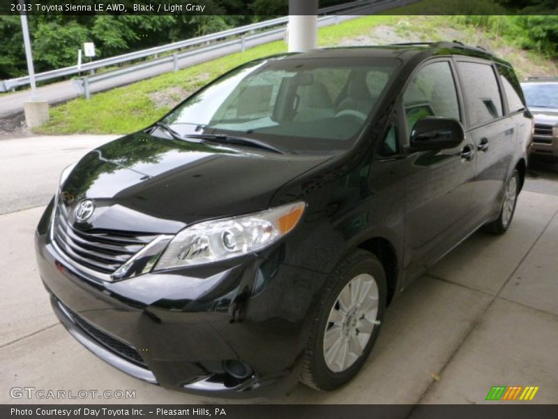 Black / Light Gray 2013 Toyota Sienna LE AWD