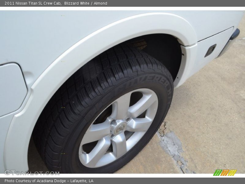 Blizzard White / Almond 2011 Nissan Titan SL Crew Cab