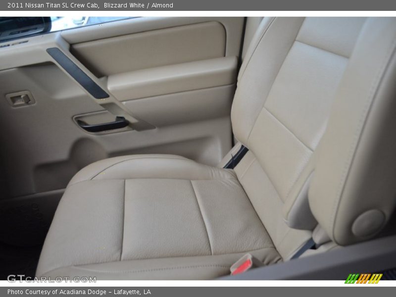 Blizzard White / Almond 2011 Nissan Titan SL Crew Cab