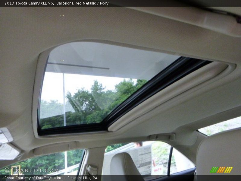 Barcelona Red Metallic / Ivory 2013 Toyota Camry XLE V6