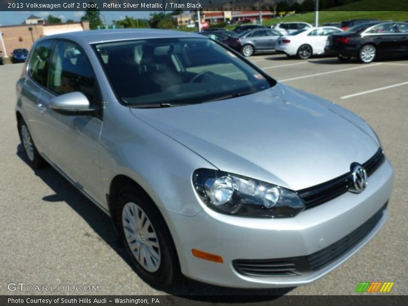 Front 3/4 View of 2013 Golf 2 Door