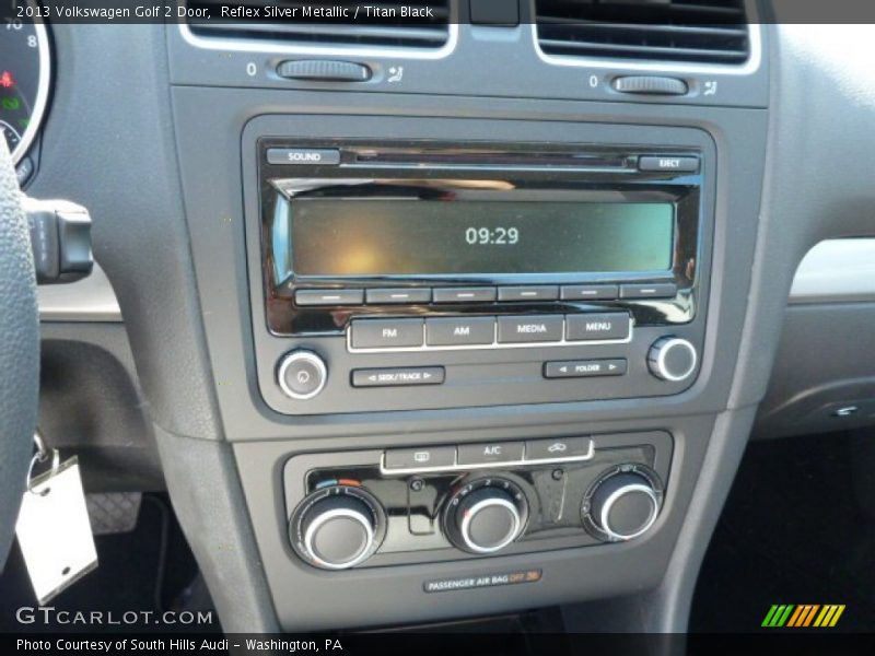 Reflex Silver Metallic / Titan Black 2013 Volkswagen Golf 2 Door