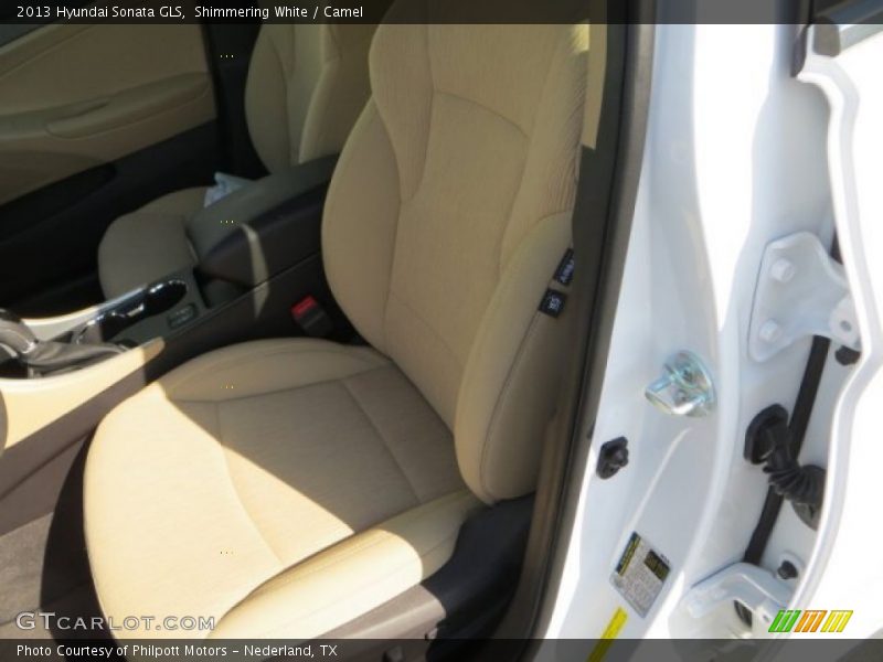 Shimmering White / Camel 2013 Hyundai Sonata GLS