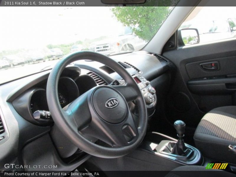 Shadow Black / Black Cloth 2011 Kia Soul 1.6