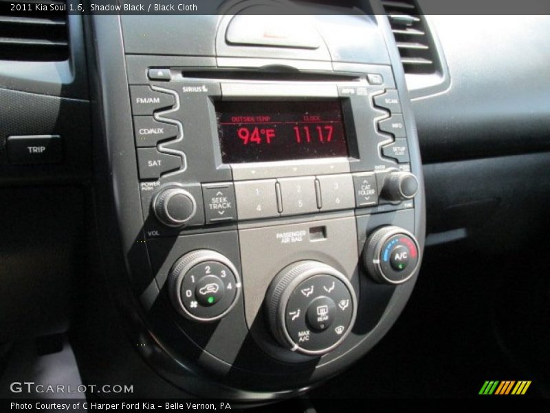 Shadow Black / Black Cloth 2011 Kia Soul 1.6