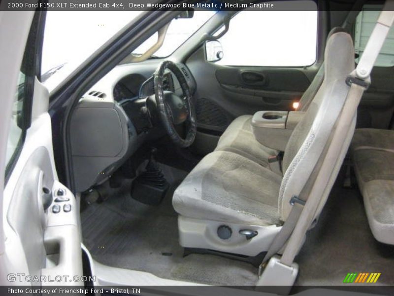 Front Seat of 2000 F150 XLT Extended Cab 4x4