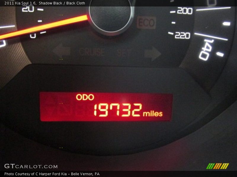 Shadow Black / Black Cloth 2011 Kia Soul 1.6