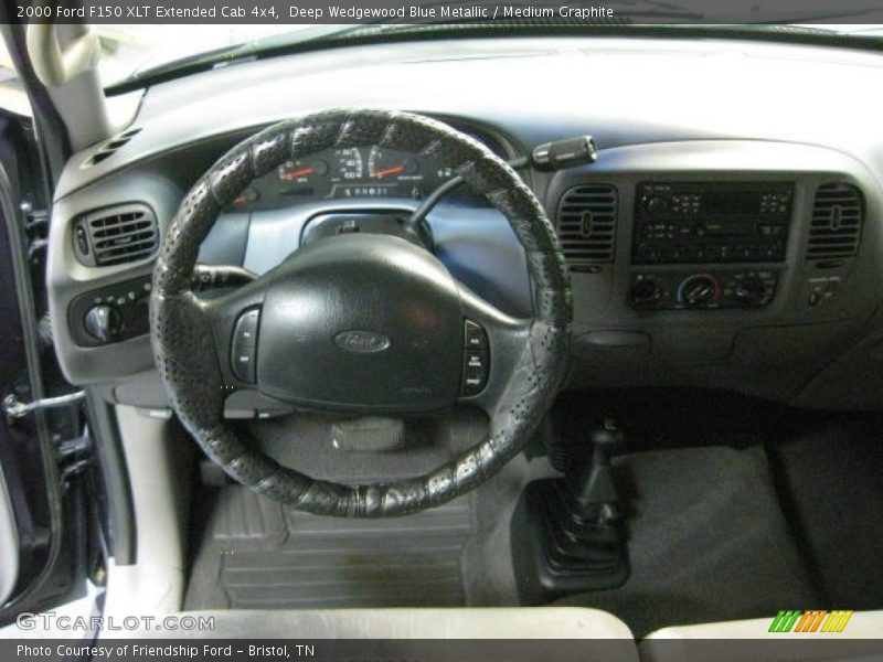 Deep Wedgewood Blue Metallic / Medium Graphite 2000 Ford F150 XLT Extended Cab 4x4