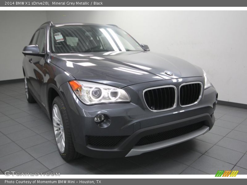 Mineral Grey Metallic / Black 2014 BMW X1 sDrive28i