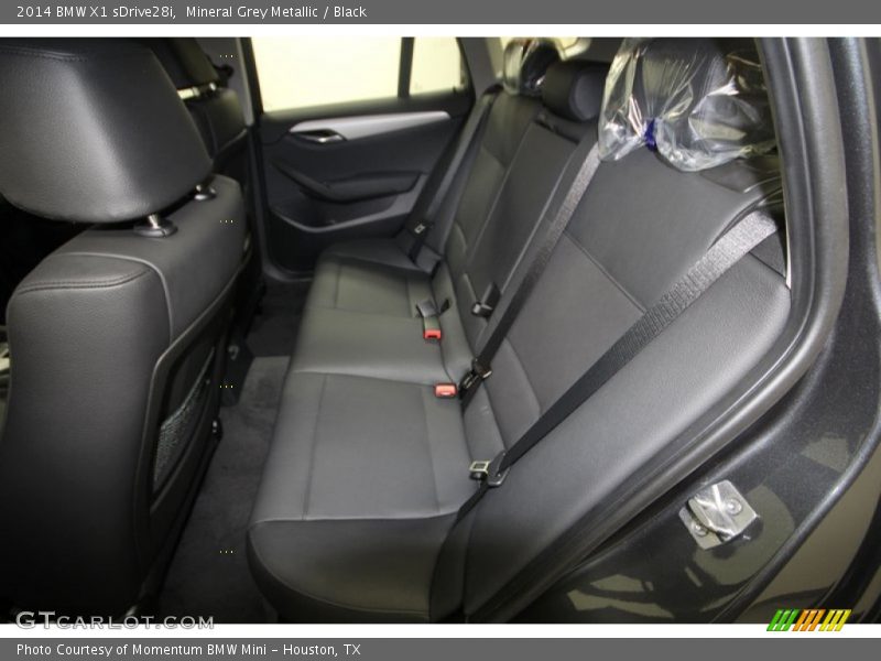 Mineral Grey Metallic / Black 2014 BMW X1 sDrive28i