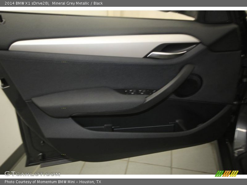 Mineral Grey Metallic / Black 2014 BMW X1 sDrive28i