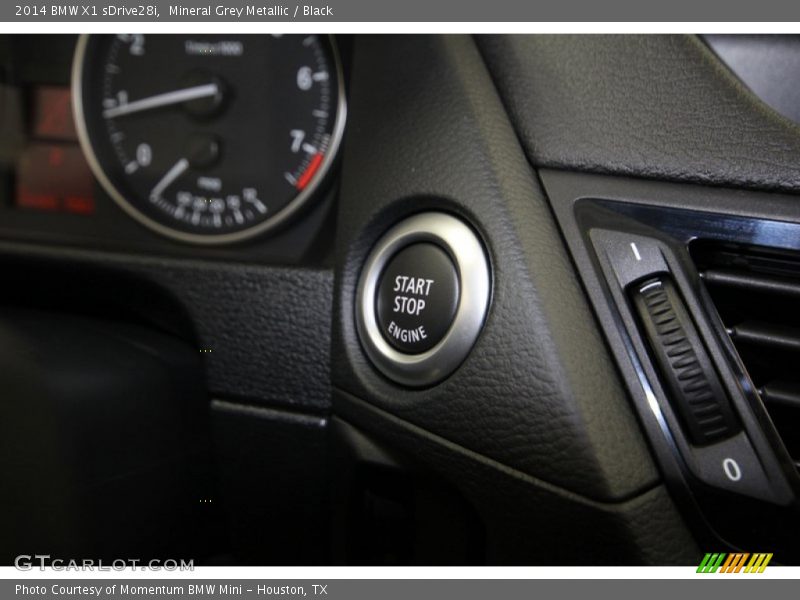 Mineral Grey Metallic / Black 2014 BMW X1 sDrive28i