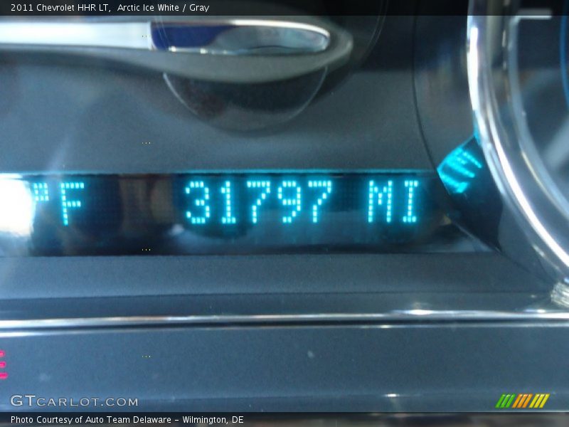 Arctic Ice White / Gray 2011 Chevrolet HHR LT