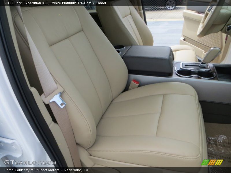 White Platinum Tri-Coat / Camel 2013 Ford Expedition XLT
