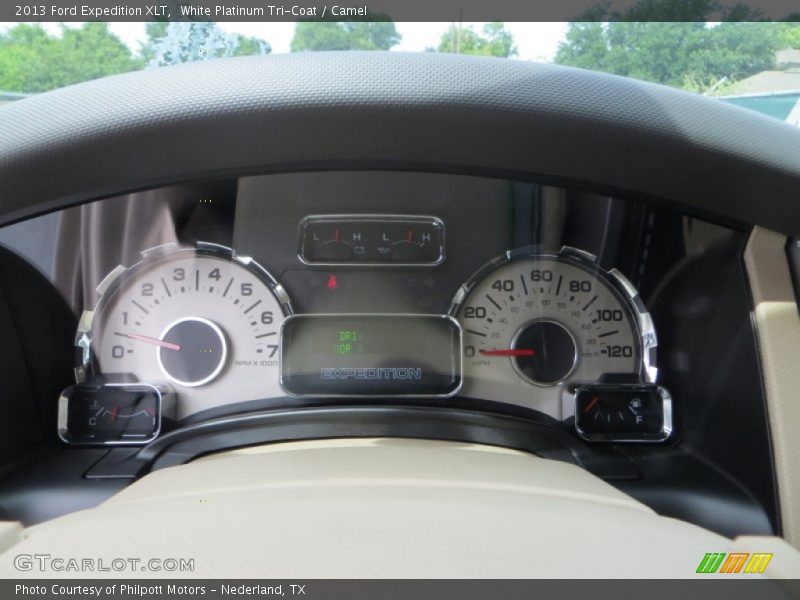 White Platinum Tri-Coat / Camel 2013 Ford Expedition XLT