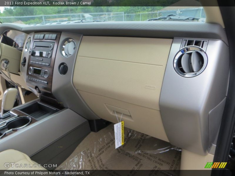 Kodiak Brown / Camel 2013 Ford Expedition XLT