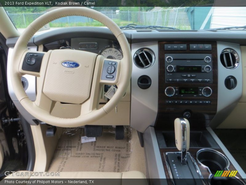 Kodiak Brown / Camel 2013 Ford Expedition XLT