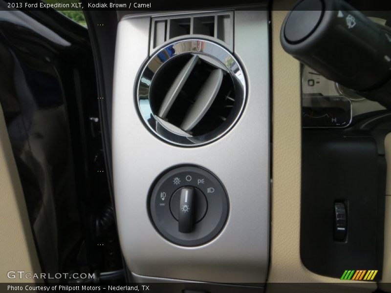 Kodiak Brown / Camel 2013 Ford Expedition XLT