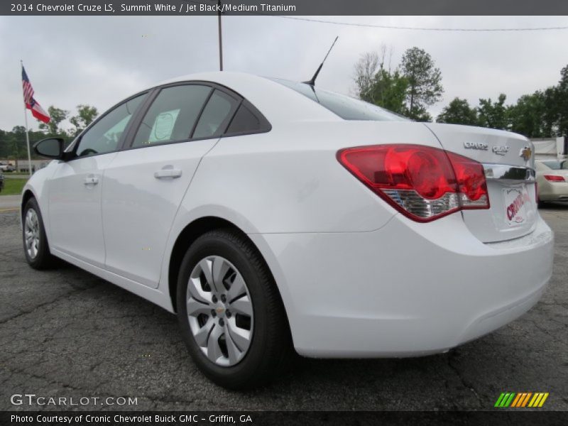 Summit White / Jet Black/Medium Titanium 2014 Chevrolet Cruze LS