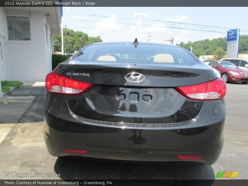 Midnight Black / Beige 2013 Hyundai Elantra GLS