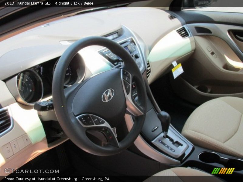 Midnight Black / Beige 2013 Hyundai Elantra GLS