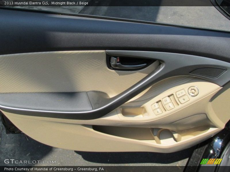 Midnight Black / Beige 2013 Hyundai Elantra GLS