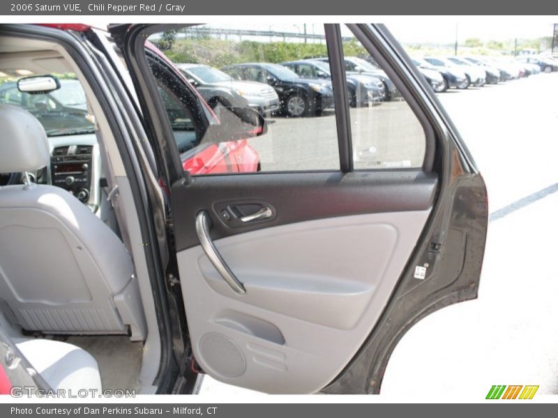 Chili Pepper Red / Gray 2006 Saturn VUE