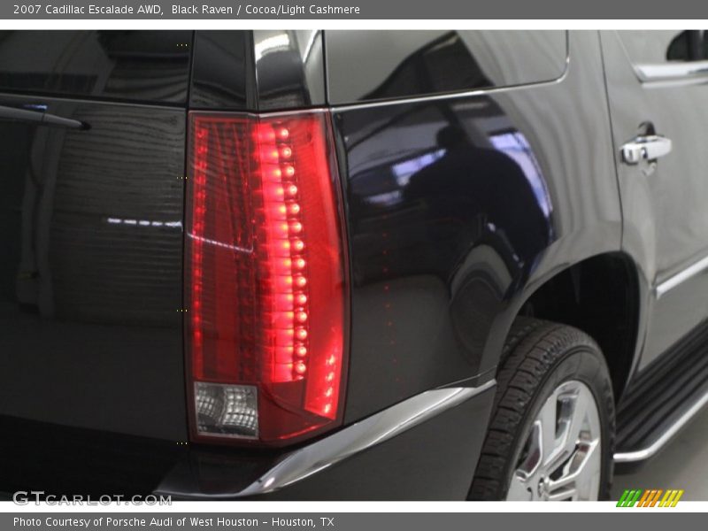 Black Raven / Cocoa/Light Cashmere 2007 Cadillac Escalade AWD
