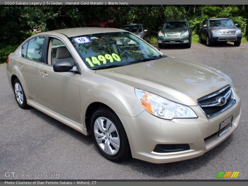 Harvest Gold Metallic / Warm Ivory 2010 Subaru Legacy 2.5i Sedan