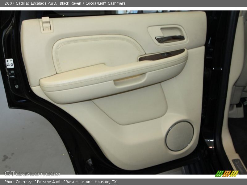Black Raven / Cocoa/Light Cashmere 2007 Cadillac Escalade AWD