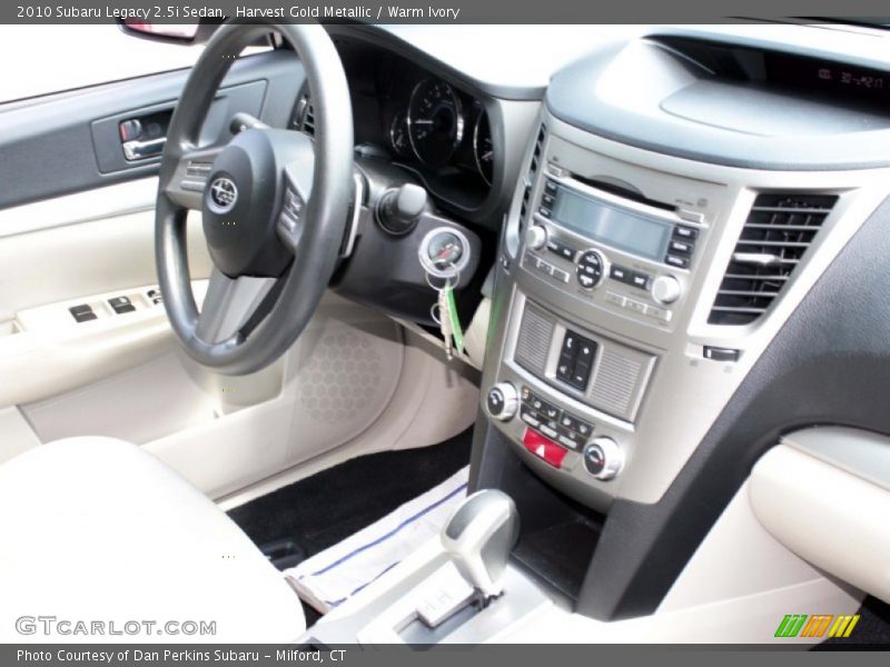 Harvest Gold Metallic / Warm Ivory 2010 Subaru Legacy 2.5i Sedan