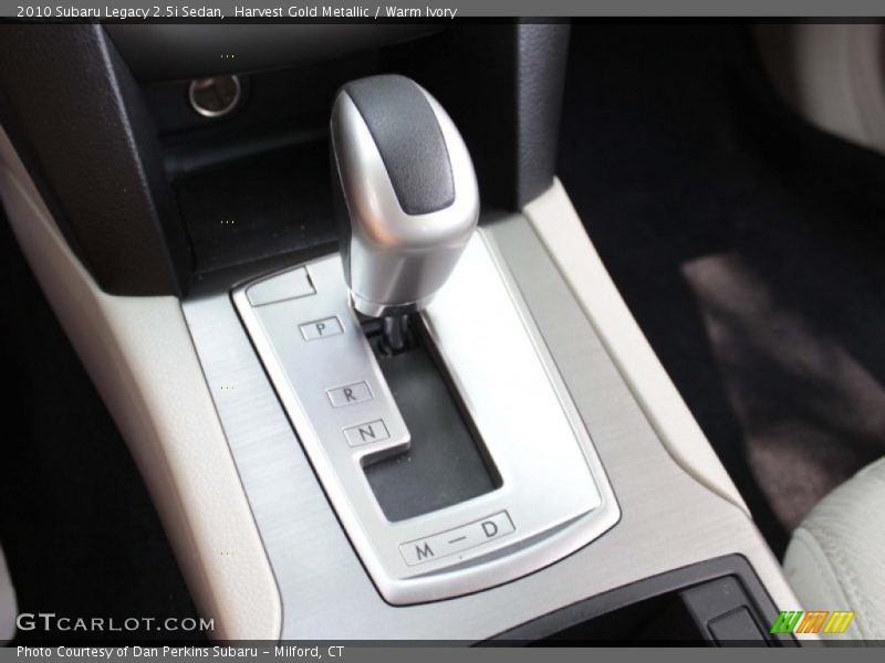 Harvest Gold Metallic / Warm Ivory 2010 Subaru Legacy 2.5i Sedan