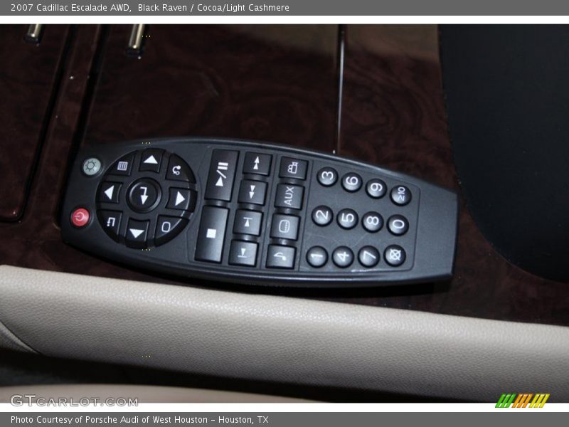 Black Raven / Cocoa/Light Cashmere 2007 Cadillac Escalade AWD
