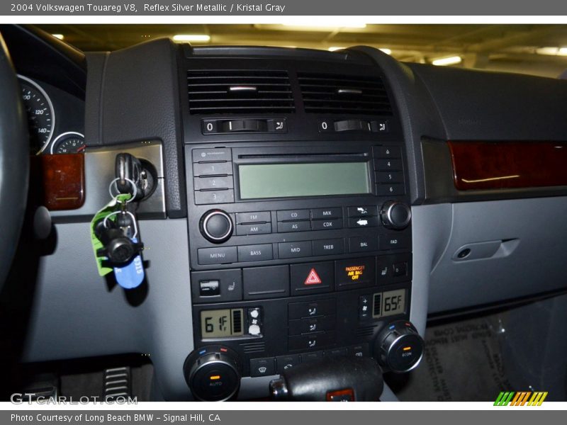 Reflex Silver Metallic / Kristal Gray 2004 Volkswagen Touareg V8