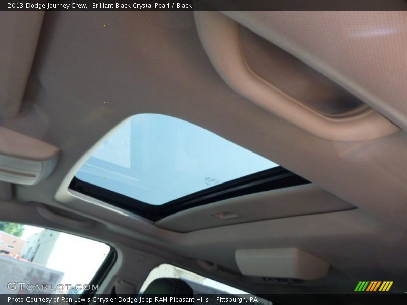 Brilliant Black Crystal Pearl / Black 2013 Dodge Journey Crew