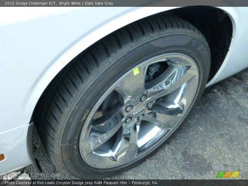 Bright White / Dark Slate Gray 2013 Dodge Challenger R/T