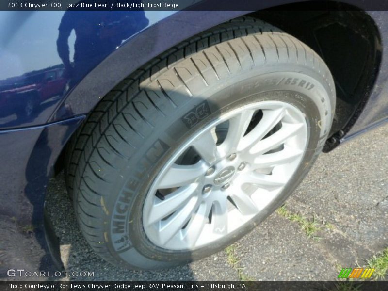 Jazz Blue Pearl / Black/Light Frost Beige 2013 Chrysler 300