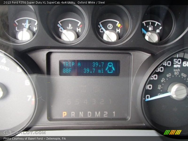Oxford White / Steel 2013 Ford F250 Super Duty XL SuperCab 4x4 Utility