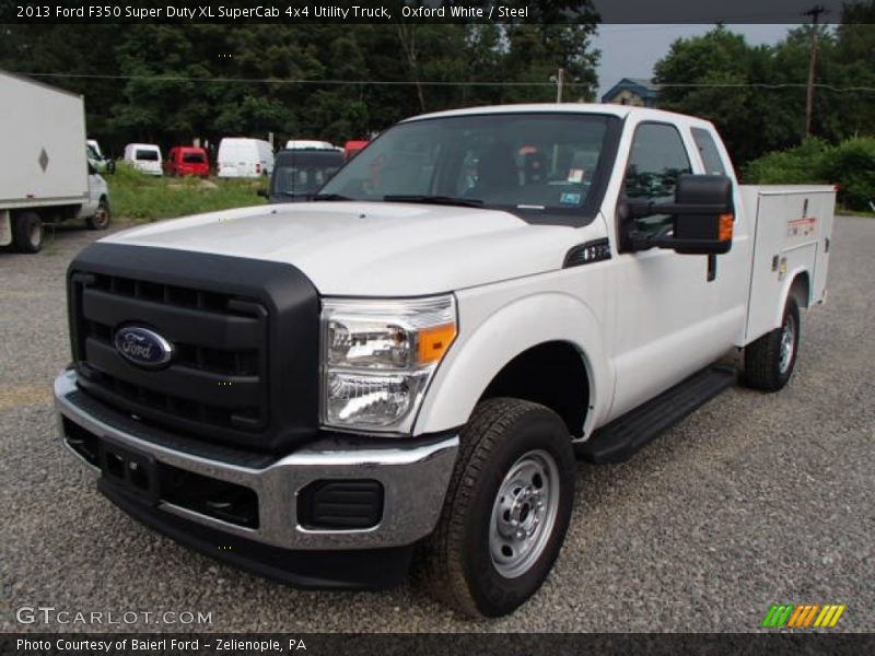 Front 3/4 View of 2013 F350 Super Duty XL SuperCab 4x4 Utility Truck