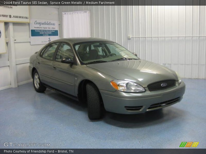 Spruce Green Metallic / Medium Parchment 2004 Ford Taurus SES Sedan