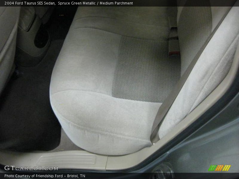 Spruce Green Metallic / Medium Parchment 2004 Ford Taurus SES Sedan