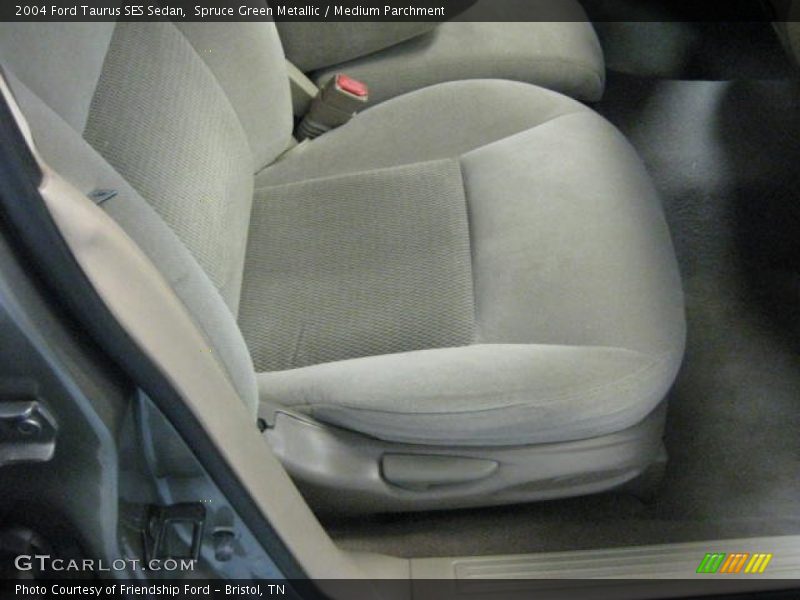 Spruce Green Metallic / Medium Parchment 2004 Ford Taurus SES Sedan