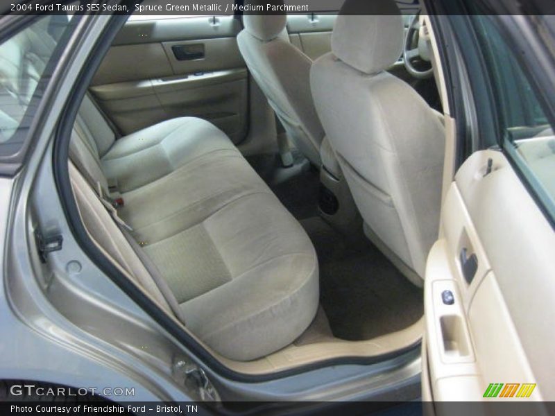 Spruce Green Metallic / Medium Parchment 2004 Ford Taurus SES Sedan