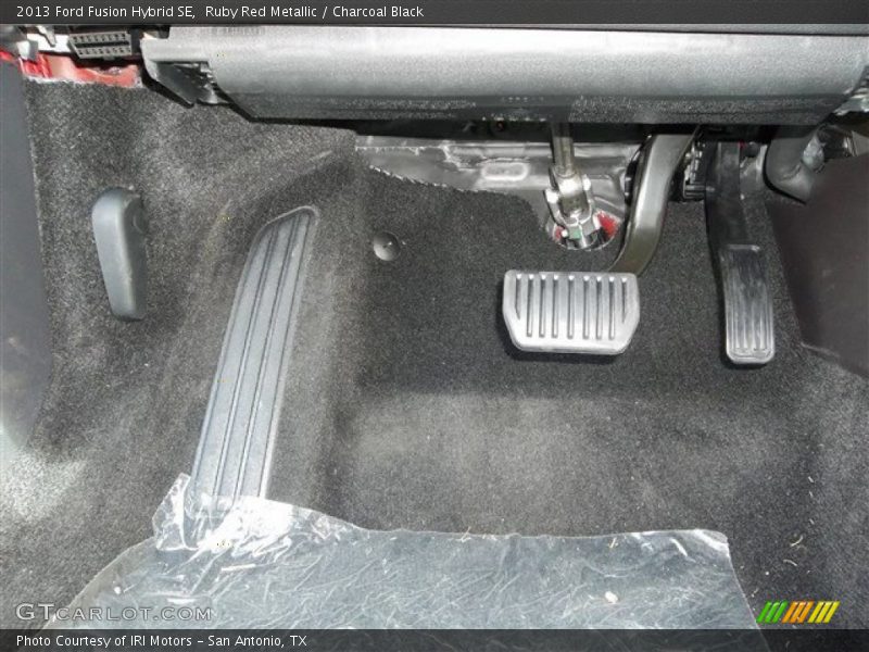 Ruby Red Metallic / Charcoal Black 2013 Ford Fusion Hybrid SE
