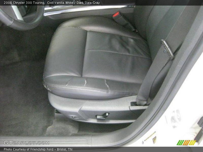 Cool Vanilla White / Dark Slate Gray 2008 Chrysler 300 Touring