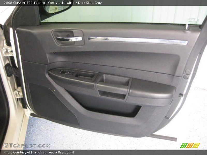 Cool Vanilla White / Dark Slate Gray 2008 Chrysler 300 Touring