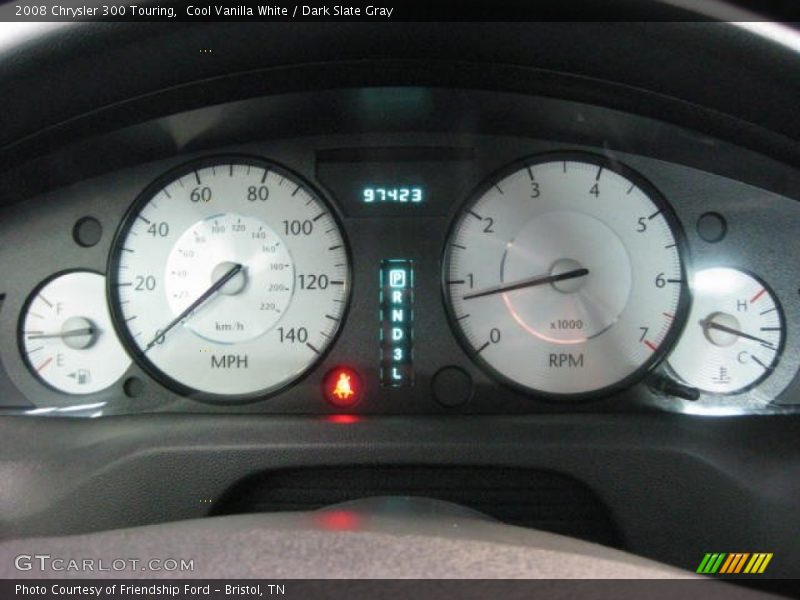 Cool Vanilla White / Dark Slate Gray 2008 Chrysler 300 Touring