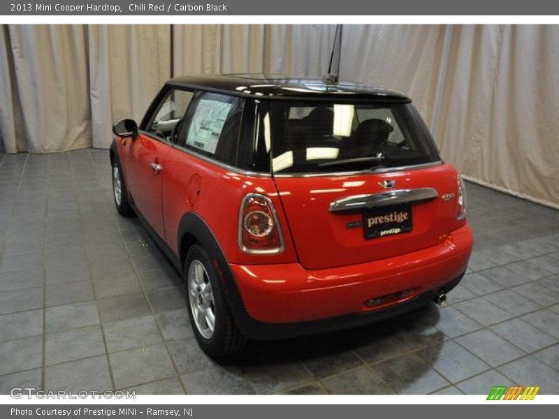 Chili Red / Carbon Black 2013 Mini Cooper Hardtop
