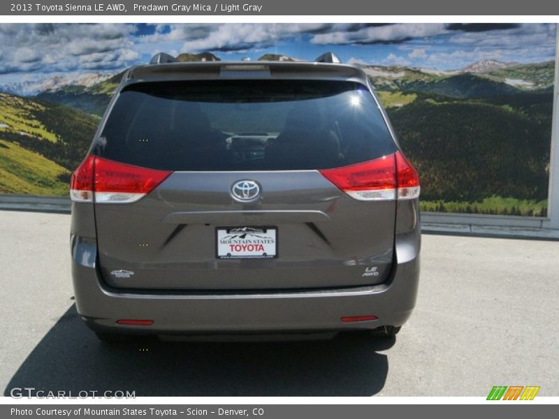 Predawn Gray Mica / Light Gray 2013 Toyota Sienna LE AWD